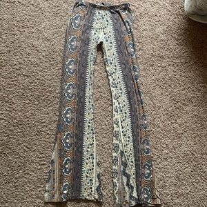 Novella Royale Janis Bells